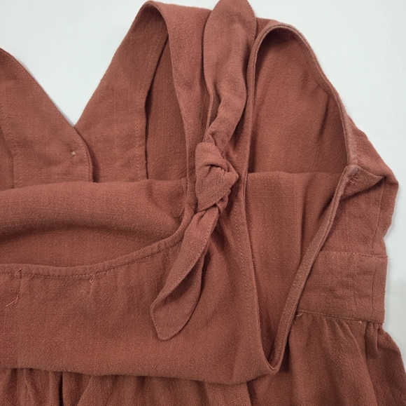 Paper Crane Shoulder Tie Linen Top - Picture 5 of 6